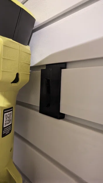 Mount Slatwall cho máy thổi lá & pin Ryobi 40V - Image 1