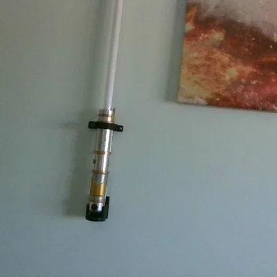 Giá treo tường 3D cho Lightsaber Galaxy's Edge và Savi's Workshop