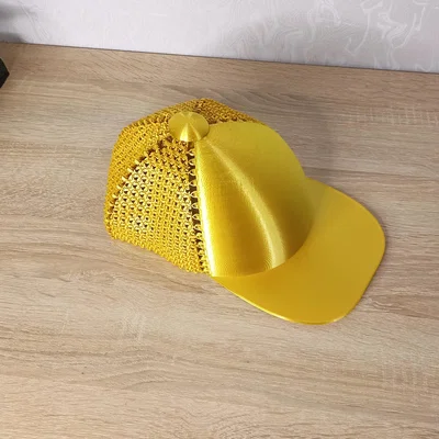Nón baseball bằng vải in 3D (articulated fabric) từ PLA