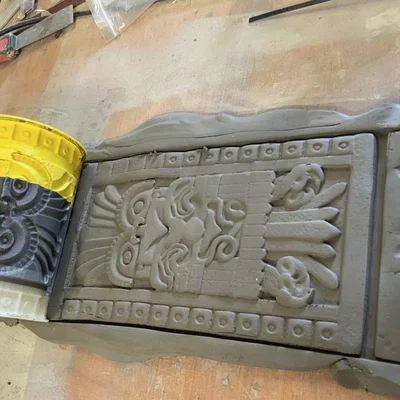 Tile roller – Con lăn tạo hoa văn Aztec cho gạch đất sét