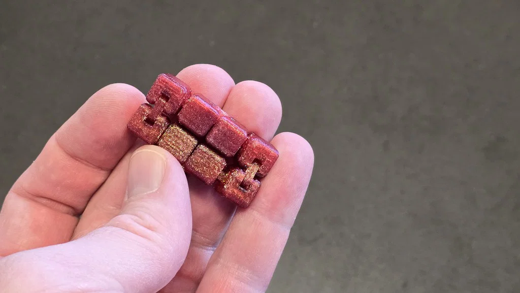 Extra-Tiny Infinity Cube (Khối Infinity siêu tí hon) - Image 1