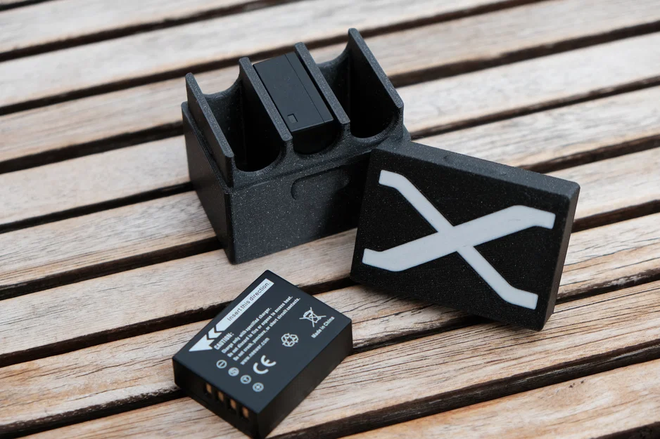 Hộp đựng pin Fujifilm X-Series in 3D tiện lợi và gọn gàng - Image 1