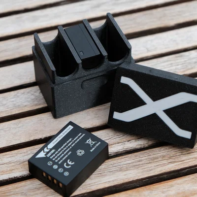 Hộp đựng pin Fujifilm X-Series in 3D tiện lợi và gọn gàng