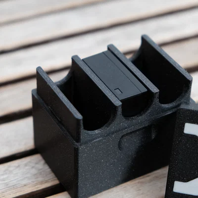 Hộp đựng pin Fujifilm X-Series in 3D tiện lợi và gọn gàng