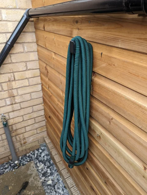 Móc treo ống nước tưới cây 3D đơn giản và chắc chắn - Image 2