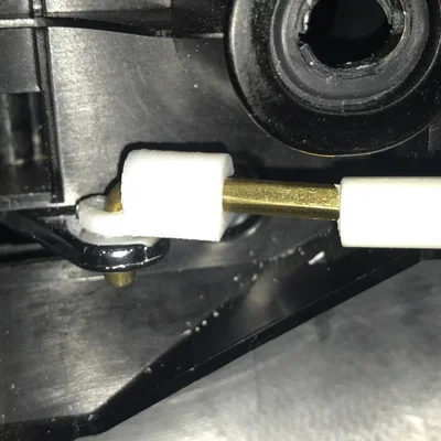 Kẹp ty khóa cửa (Door lock rod clip)