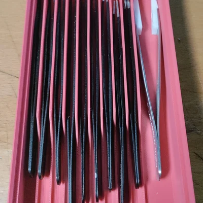 Khay nhíp (Tweezer Tray) Gridfinity