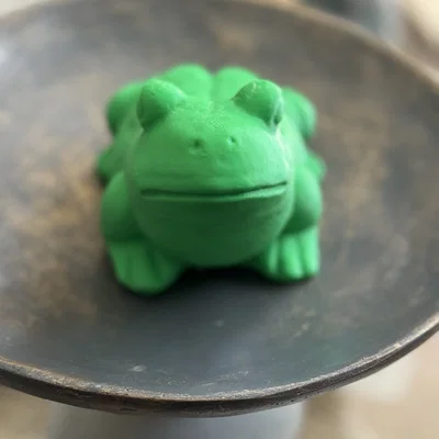 Tượng Bán Thân Ếch/Cóc (Frog/Toad Bust Sculpture)