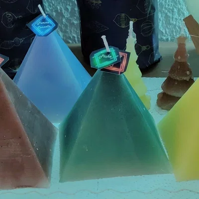 Khuôn Đúc Nến Hình Kim Tự Tháp (Pyramid Candle Mold)
