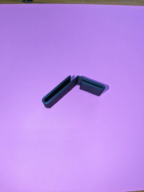 Kẹp giữ đèn đội đầu cho nón bảo hộ (Hardhat Headlamp Clip) - Image 2