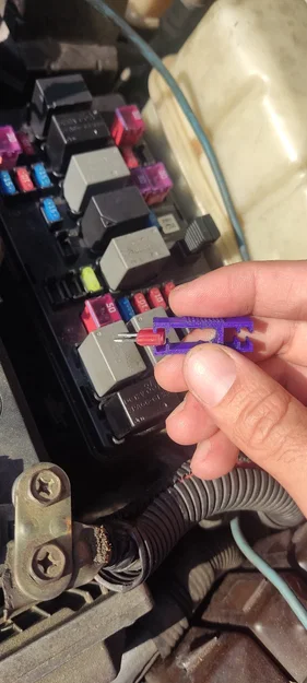 Dụng cụ rút cầu chì (Fuse extractor) - Image 2