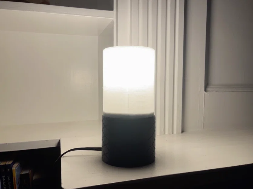 Đèn Tối Giản (Minimalistic Lamp) - Image 1