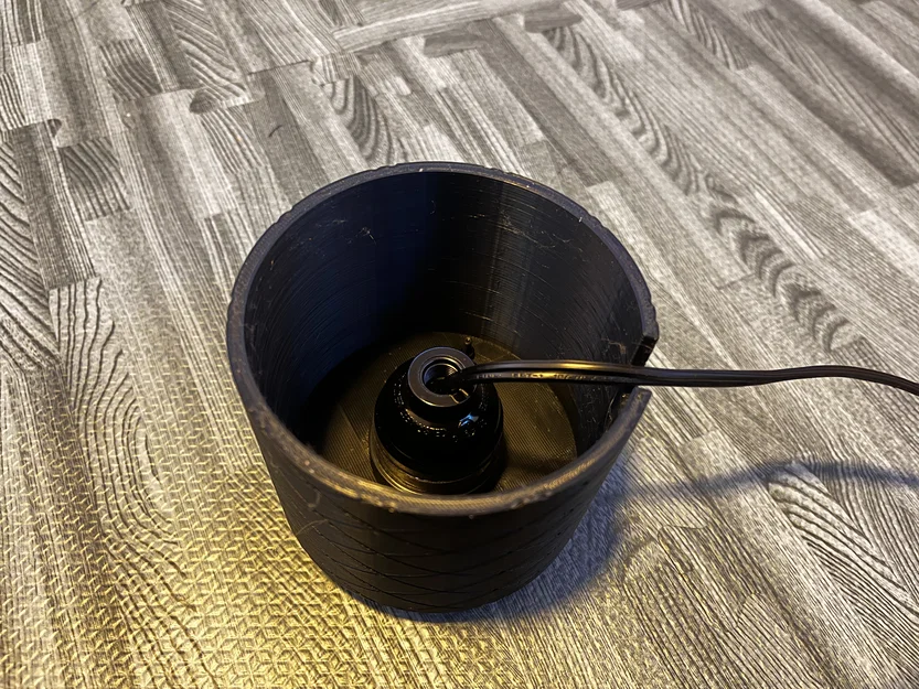 Đèn Tối Giản (Minimalistic Lamp) - Image 5