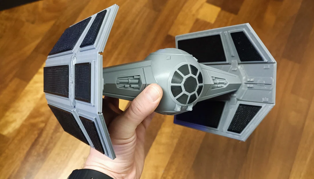 Tie Fighter Darth Vader (in 1 filament) - tách linh kiện tốt hơn (chỉ 6 plates) - Image 1