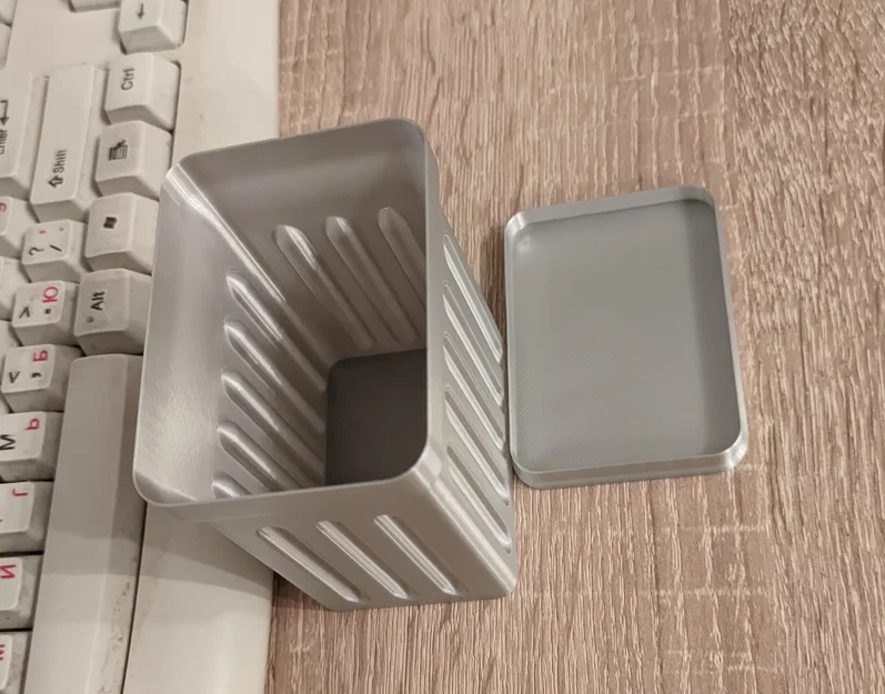 Thùng rác để bàn (0.4, 0.6, 0.8 mm) - Image 1