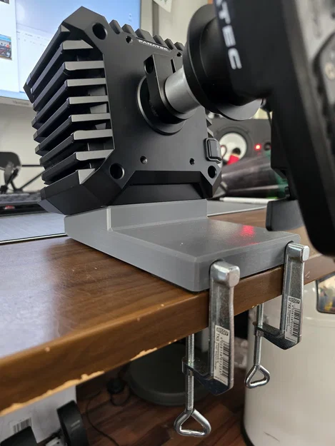 Kẹp bàn Fanatec CSL DD có offset - Image 1