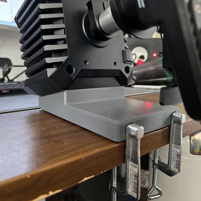 Kẹp bàn Fanatec CSL DD có offset