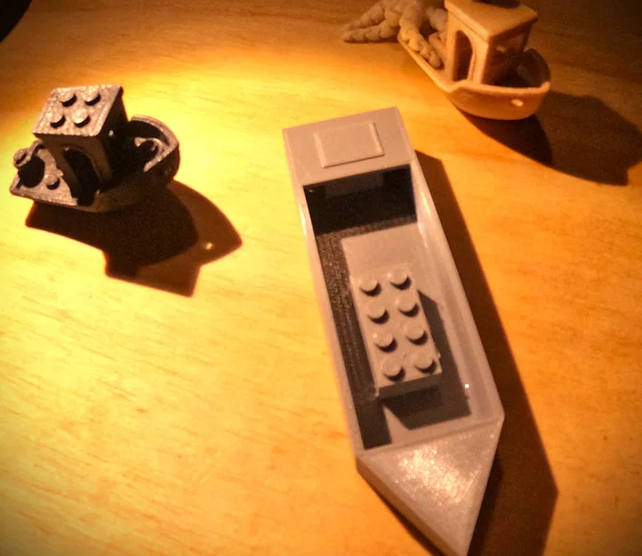 Thuyền Lego nổi (Floating Lego boat) - Image 2