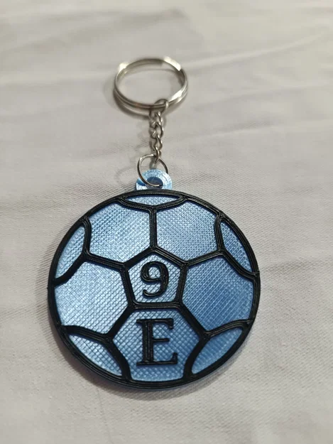 Móc khóa bóng đá (soccer keychain) cá nhân hóa - Image 1