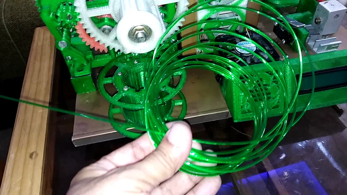 Máy tái chế nhựa PET thành sợi filament v2 tại nhà - Image 2