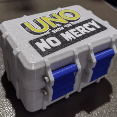 Hộp Uno No Mercy (nắp multi-colour MMU)