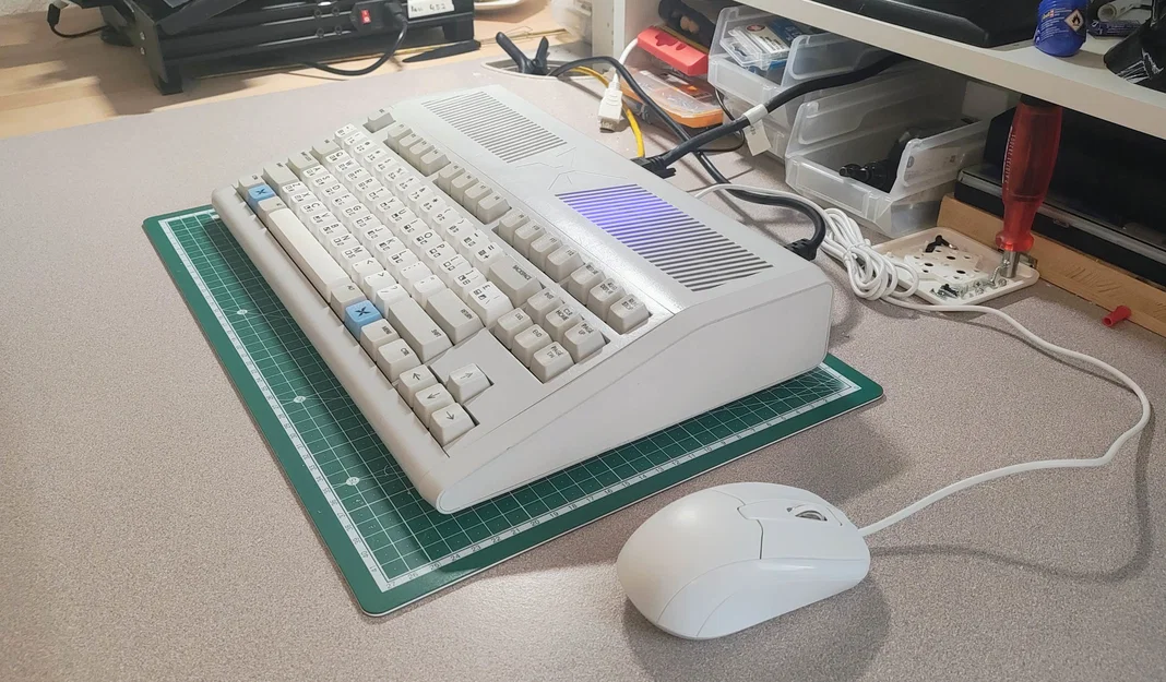 Vỏ máy tính Retro Wedge Computer Case - Image 2