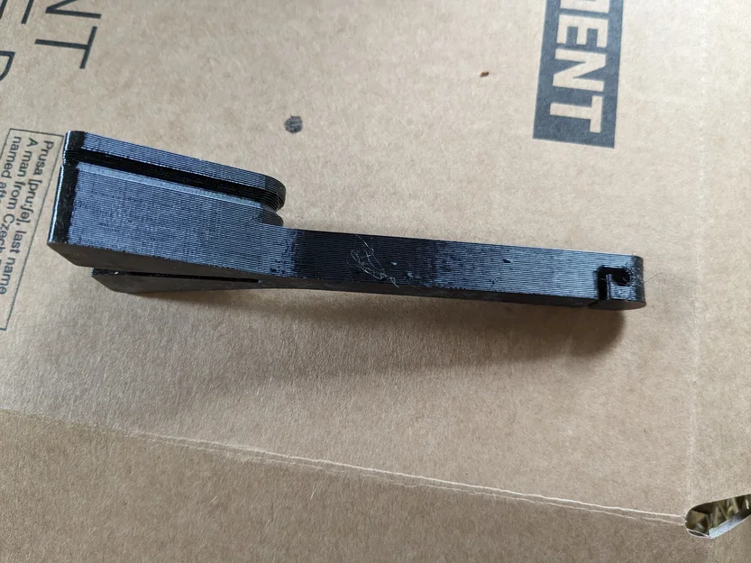 Insulator dây hàng rào điện cho trụ T35 - Image 2