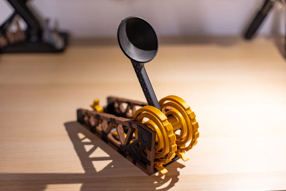Catapult lò xo xoắn chỉnh lực (Torsion Spring Catapult with Adjustable Force) - Image 1