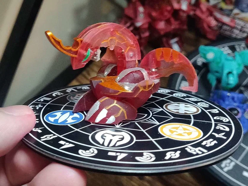 Ultimate Dragonoid V2 - Bakugan - Image 1