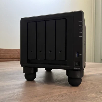 Chân đế bóng squash cho Synology (Synology Squash Ball Feet)