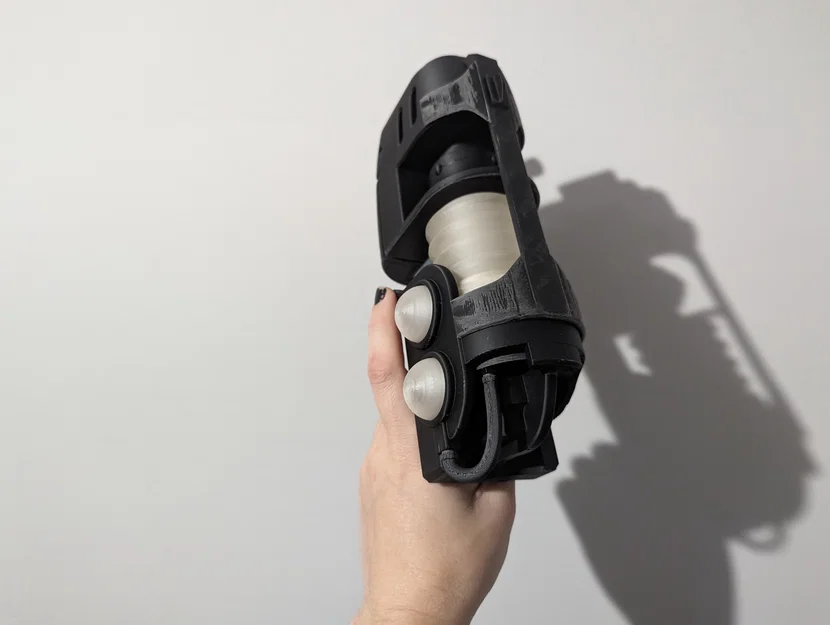 Prop Plasma Pistol của Cypher (40K) cho cosplay - Image 4