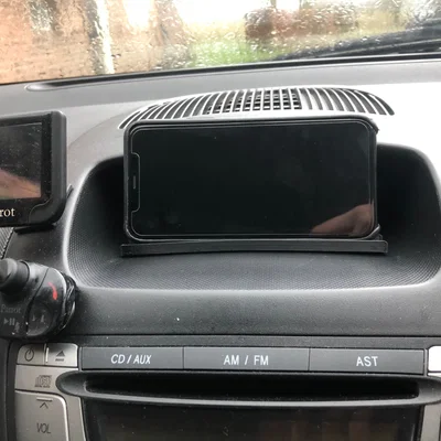 Giá đỡ điện thoại Aygo, C1 107