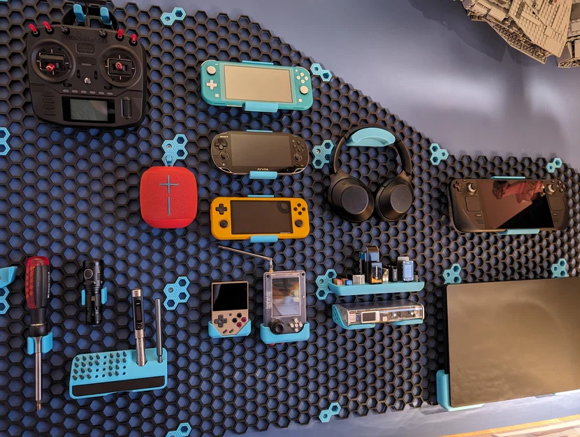 Honeycomb Storage Wall - Ngàm gắn PS Vita - Image 2