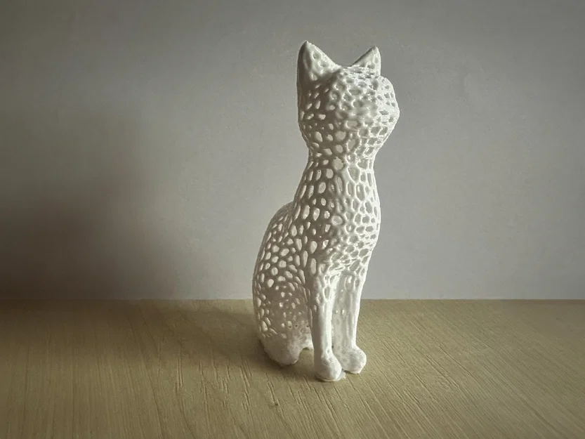 Tượng Mèo Voronoi (Voronoi Cat Statue) – Mẫu 3D Printable Trang Trí - Image 1