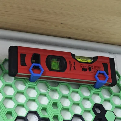 Giá treo thước thủy (Spirit Level) bền chắc cho hệ thống HSW