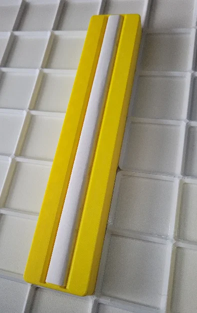 Khay giữ sạc lớn Gridfinity 1x5 - Image 3