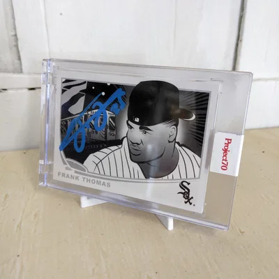 Kệ đỡ Trading Card Stand