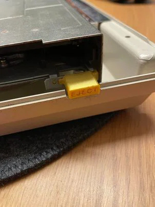Nút eject cho floppy Amiga 500 (Chinon FB-354) - Image 3