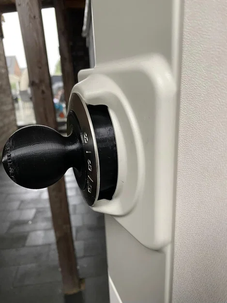 Núm Tay Nắm Cửa Caravan (Caravan Door Knob) - Image 2