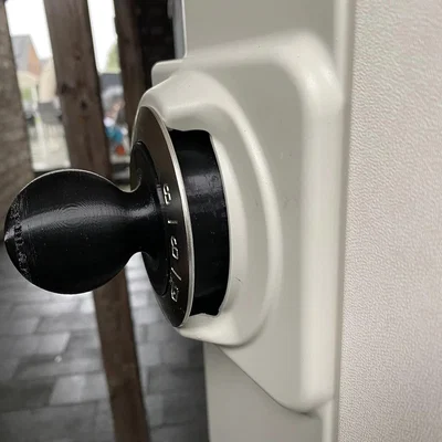 Núm Tay Nắm Cửa Caravan (Caravan Door Knob)
