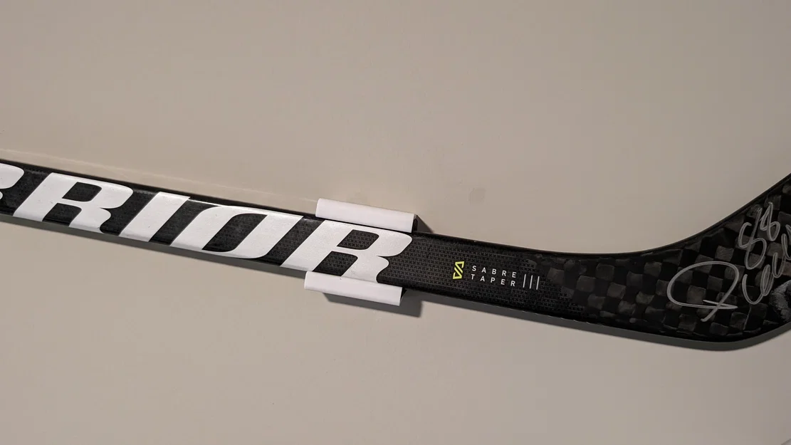 Gá treo tường gậy hockey (Hockey stick wall mount) - Image 1