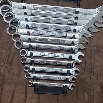 Khay sắp xếp cờ lê (Wrench Organizer)