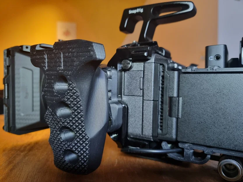 Tay Cầm Hông Camera Công Thái Học Có Cold Shoe - Image 3