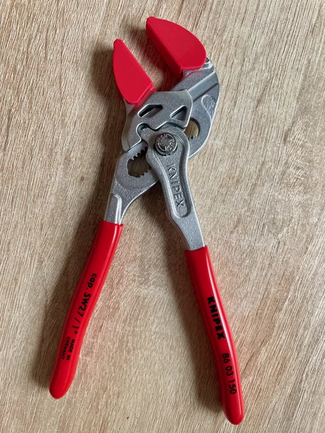 Ốp bảo vệ ngàm kìm Knipex kèm kẹp giữ (clips) - Image 1