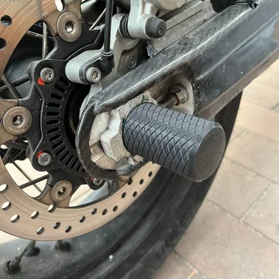 Bảo vệ trục sau KTM 690 SMC R (Axlesliders rear)