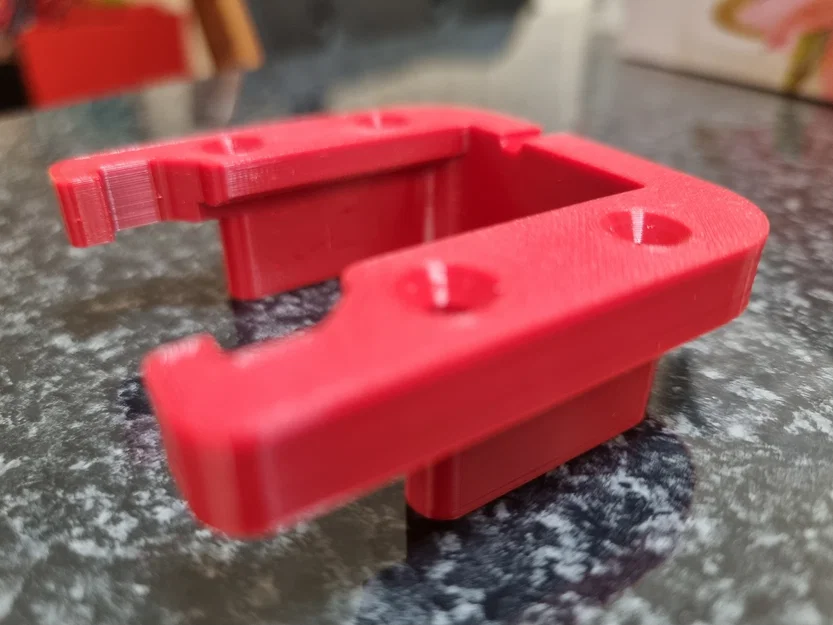 Giá treo pin Milwaukee M18: Giải pháp lưu trữ gọn gàng cho xưởng của bạn - Image 1