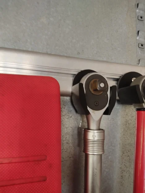 Giá treo tường Gedore Red cho cờ lê lực và ratchet - Image 3