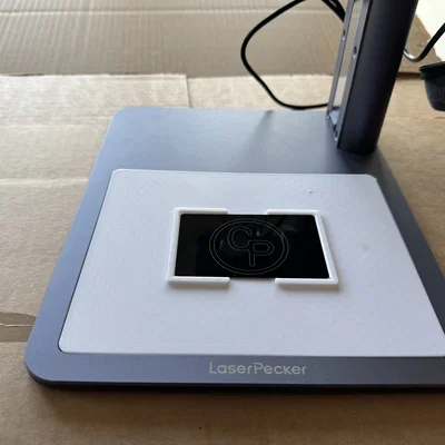 Khuôn định vị danh thiếp kim loại cho Laserpecker LP4 cực tiện lợi