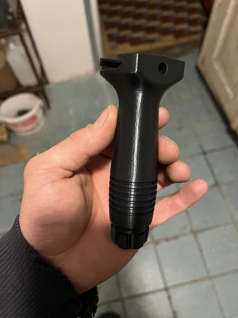 Tay cầm trước Airsoft (foregrip/grip/handle) cho R.I.S rail - Image 1