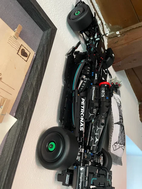 Móc treo tường 3D cho mô hình LEGO Mercedes-AMG F1 W14 #42171 - Image 4